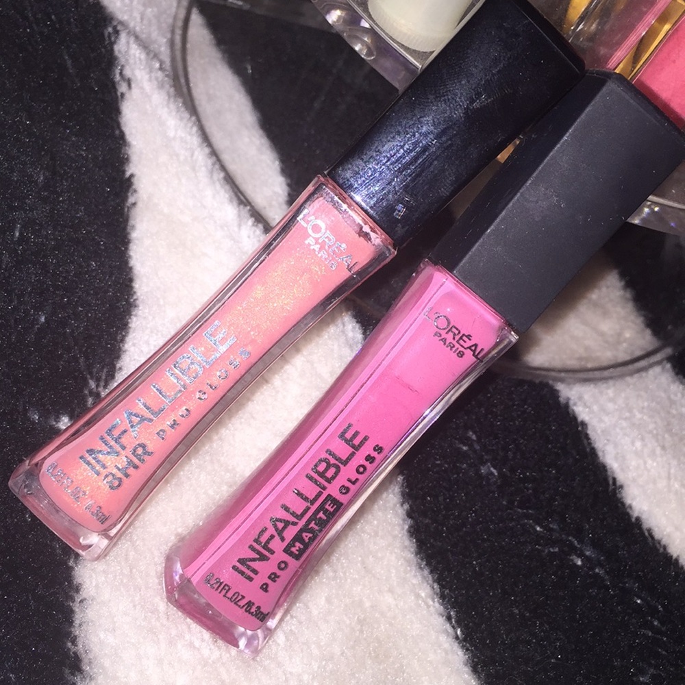 Infallible lipstick